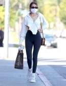 Madison Beer Booty in Tight Leggings at Erewhon in Los Angeles