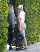 Sofia Richie Booty in Leggings Out in Los Angeles