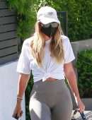 Sofia Richie Booty in Leggings Out in Los Angeles