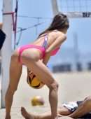 Alessandra Ambrosio Booty, Playing Beach Volleyball in Santa Monica