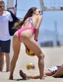 Alessandra Ambrosio Booty, Playing Beach Volleyball in Santa Monica