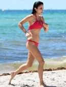 Bethenny Frankel in Pink Bikini at the Beach in Miami