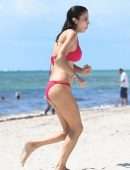 Bethenny Frankel in Pink Bikini at the Beach in Miami