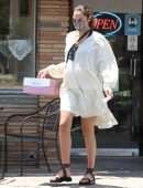 Gal Gadot Outside a Bakery in Los Angeles