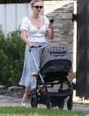 Karlie Kloss Cleavage, for a Walk in Miami