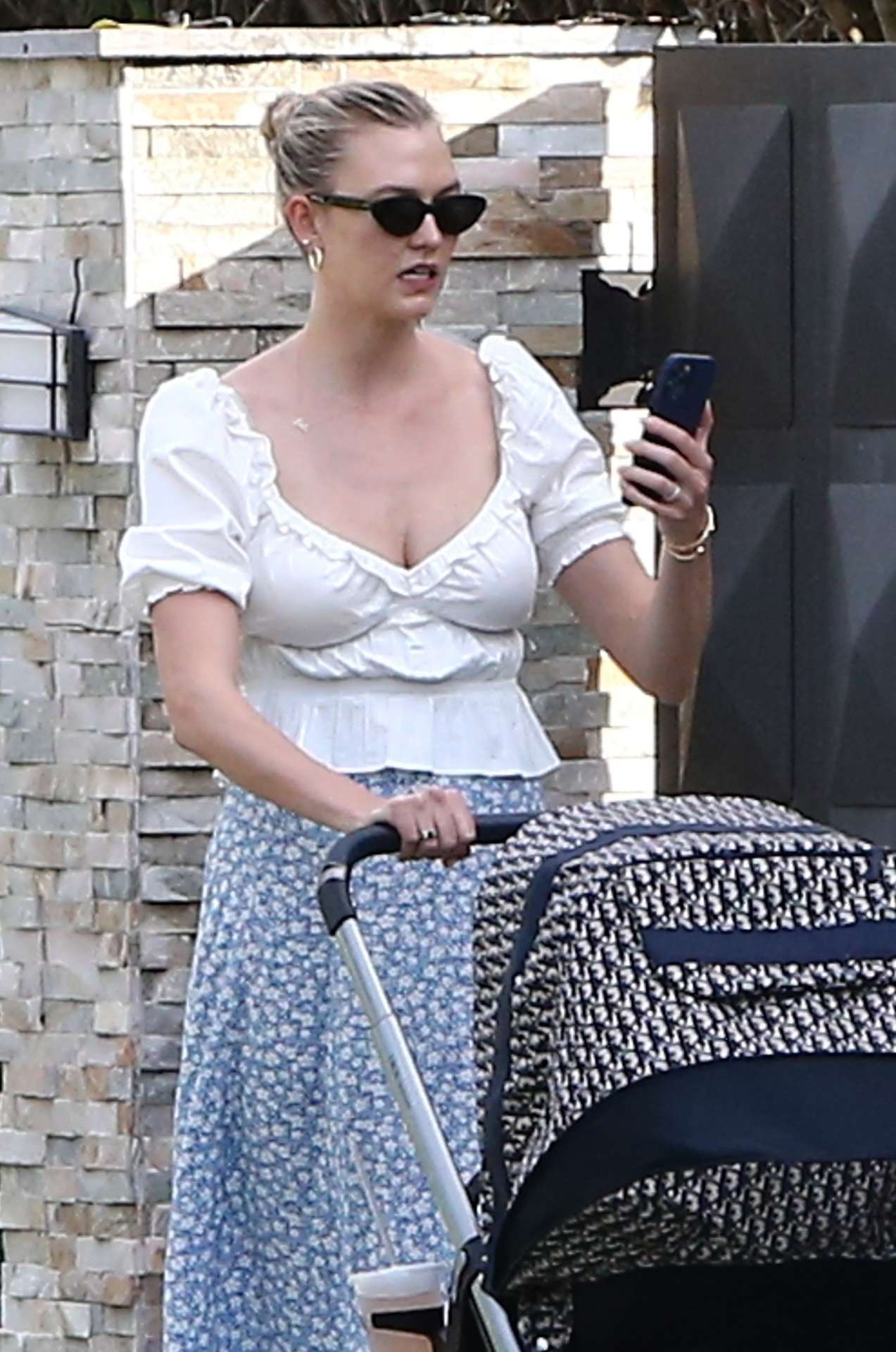 Karlie Kloss Cleavage, for a Walk in Miami