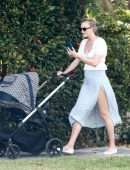 Karlie Kloss Cleavage, for a Walk in Miami
