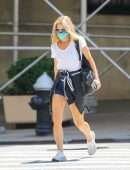 Kelly Ripa Going to a Gym in NYC