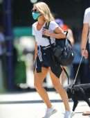 Kelly Ripa Going to a Gym in NYC