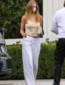 Rosie Huntington-Whiteley at San Vicente Bungalows in West Hollywood