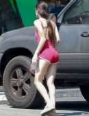 Scout Willis Leggy, Outside Locali in Los Feliz