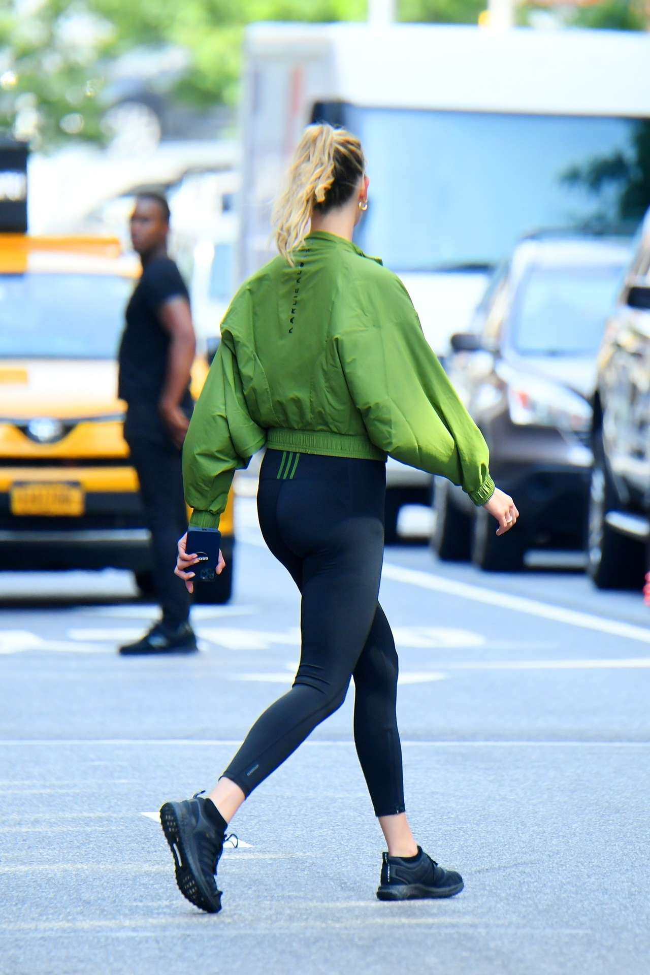 Karlie Kloss Booty, Promoting her New Line in NYC