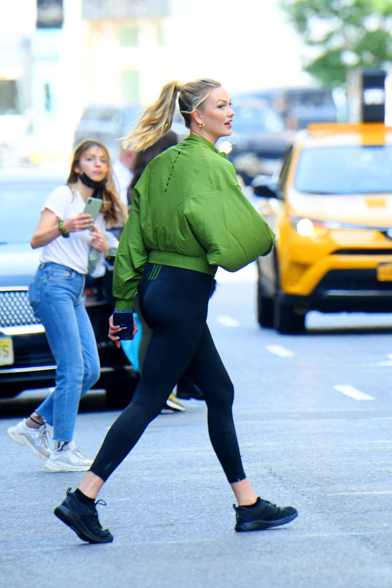 Karlie Kloss Booty, Promoting her New Line in NYC