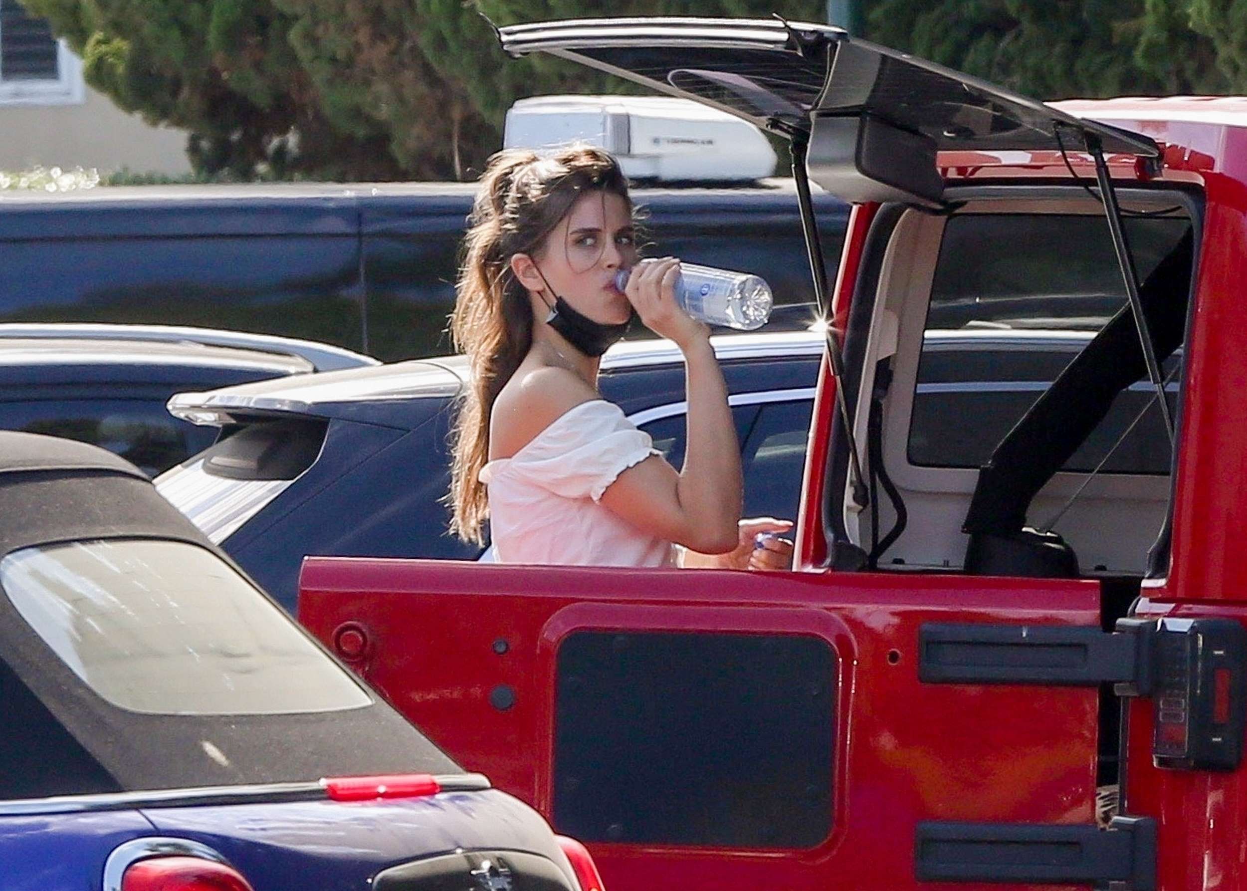 Sara Sampaio Leggy in Skirt, Outside Bristol Farms in Beverly Hills