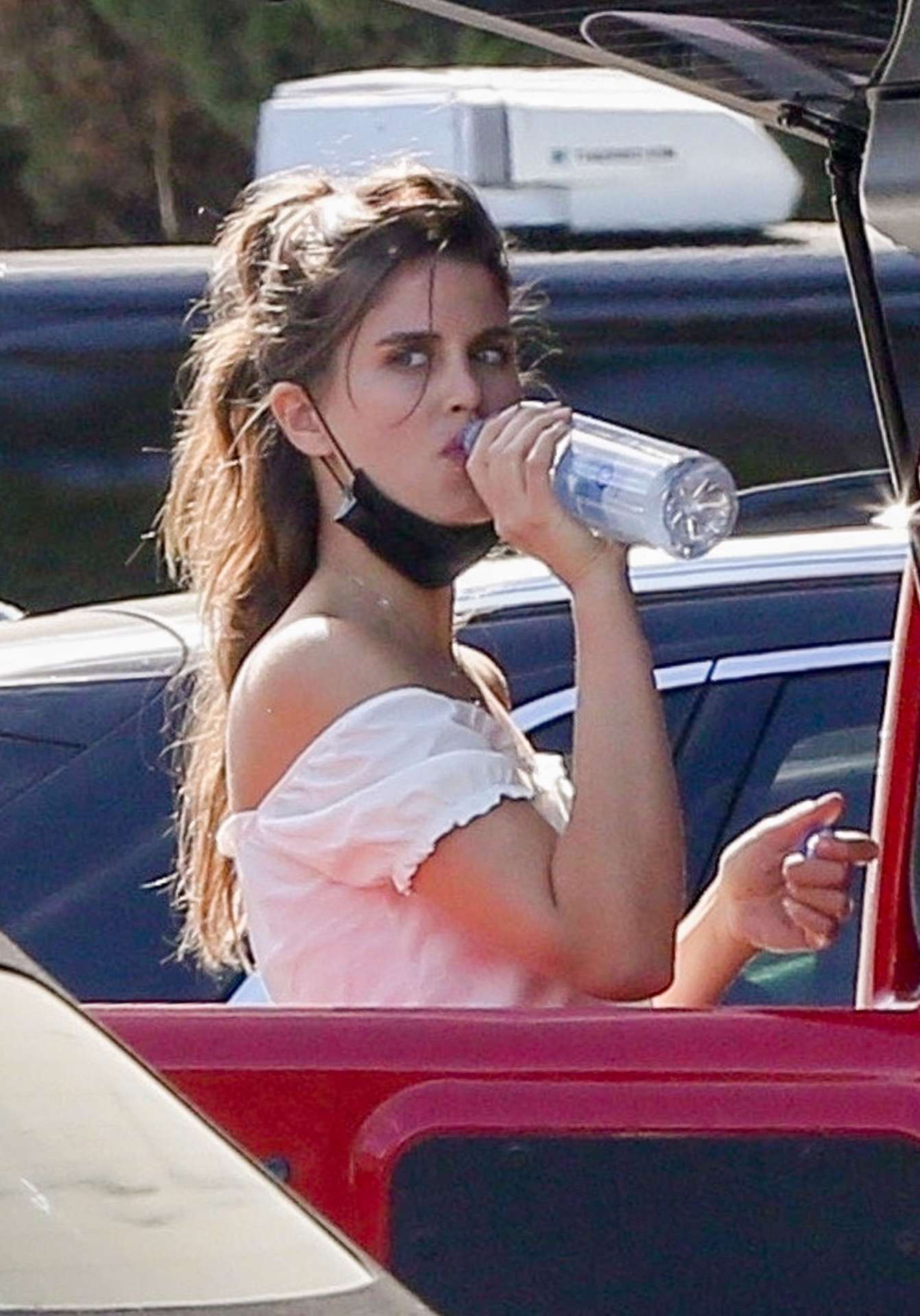 Sara Sampaio Leggy in Skirt, Outside Bristol Farms in Beverly Hills