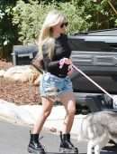 Avril Lavigne Pokies in See-through Top Arrive at Friend’s House in Calabasas