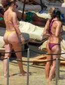 Rumer Willis and Demi Moore Booty at a Beach in Mykonos, Greece