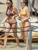Rumer Willis and Demi Moore Booty at a Beach in Mykonos, Greece