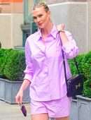 Karlie Kloss Leggy, Out and About in NYC