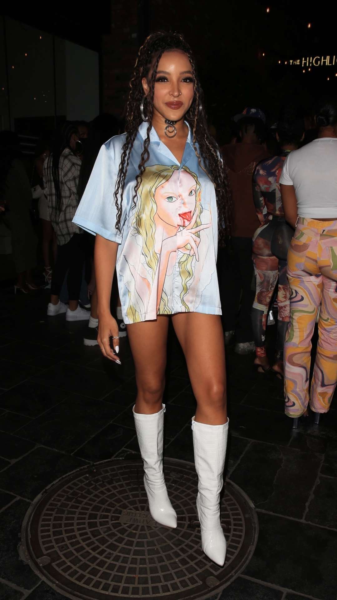 Tinashe Leggy Outside The Highlight Room in Los Angeles