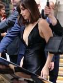 Ana de Armas at the World Premiere of "No Time To Die" in London