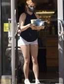 Ariel Winter Booty and Cameltoe in Tight White Shorts
