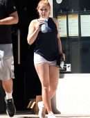 Ariel Winter Booty and Cameltoe in Tight White Shorts