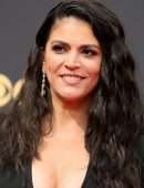 Cecily Strong Cleavage at 73rd Primetime Emmy Awards in Los Angeles