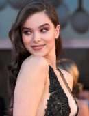 Hailee Steinfeld Beautiful Leggy and Cleavage at “Competencia Oficial” Premiere in Venice