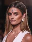 Taylor Hill at Kate Moss High Jewellery Show in Paris