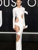 Alexis Ren Upskirt at the “House of Gucci” Premiere in Los Angeles