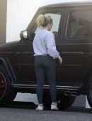 Hilary Duff Booty in Tight Leggings, Out in Los Angeles