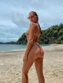 Kara Del Toro Bikini Body in a Tiny Thong Bikini