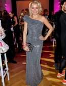 Nova Meierhenrich at the Emotion Award 2021 in Hamburg