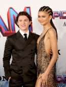 Zendaya Coleman Leggy and Cleavage at “Spider-Man: No Way Home” Premiere in Los Angeles