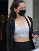 Ana de Armas Booty in Leggings, Shopping in Los Angeles