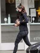 Ana de Armas Booty in Leggings, Shopping in Los Angeles