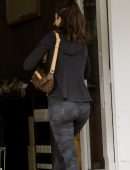 Ana de Armas Booty in Leggings, Shopping in Los Angeles