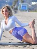Farrah Abraham Booty in Shorts and Cleavage at a Beach in Santa Monica