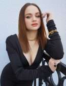 Joey King and Kyle Allen at The In Between Press Photoshoot and Event