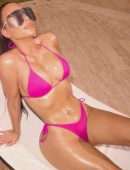 Kim Kardashian Wet Booty in a Tiny Pink Bikini
