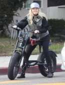 Malin Akerman Riding her Trusty Two Wheels in Los Angeles