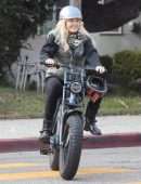 Malin Akerman Riding her Trusty Two Wheels in Los Angeles