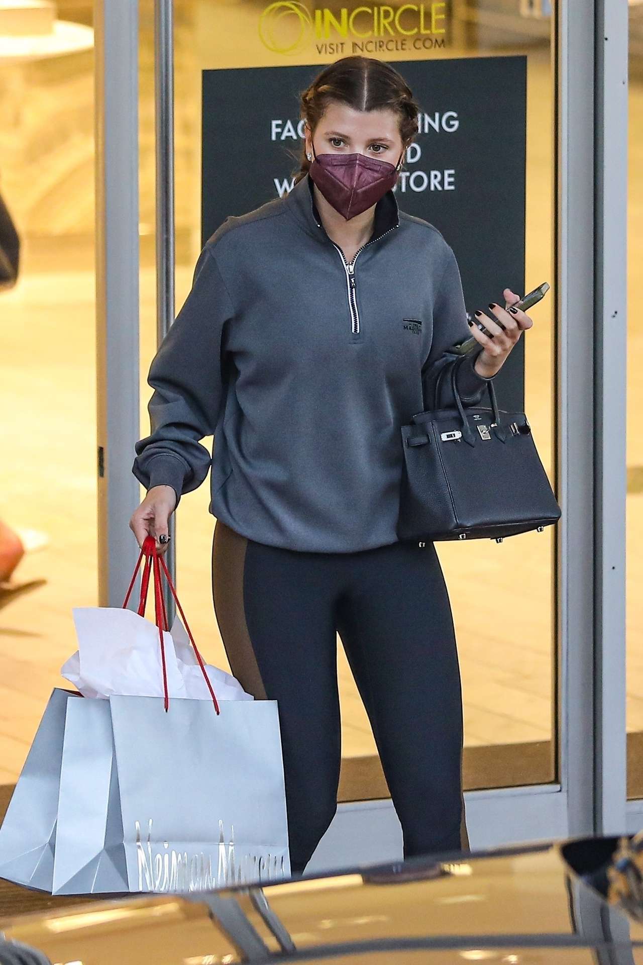 Sofia Richie Booty, Shopping at Neiman Marcus in Beverly Hills