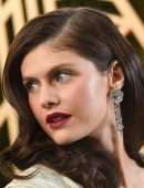 Alexandra Daddario Leggy and Cleavage at 28th Annual Screen Actors Guild Awards in Santa Monica