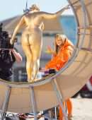 Heidi Klum at Germany’s Next Topmodel by Heidi Klum Filming Set in Huntington Beach