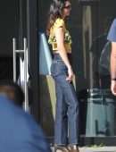 Kendall Jenner Booty in Jeans on the Set of a Photoshoot in Los Angeles