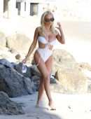 Lindsey Pelas Booty and a Cleavage in a Skimpy Bikini on a Beach in Malibu