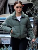 Lucy Hale Booty, Walking her Dogs in Studio City