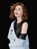 Maude Apatow - L'Officiel - Spring 2022